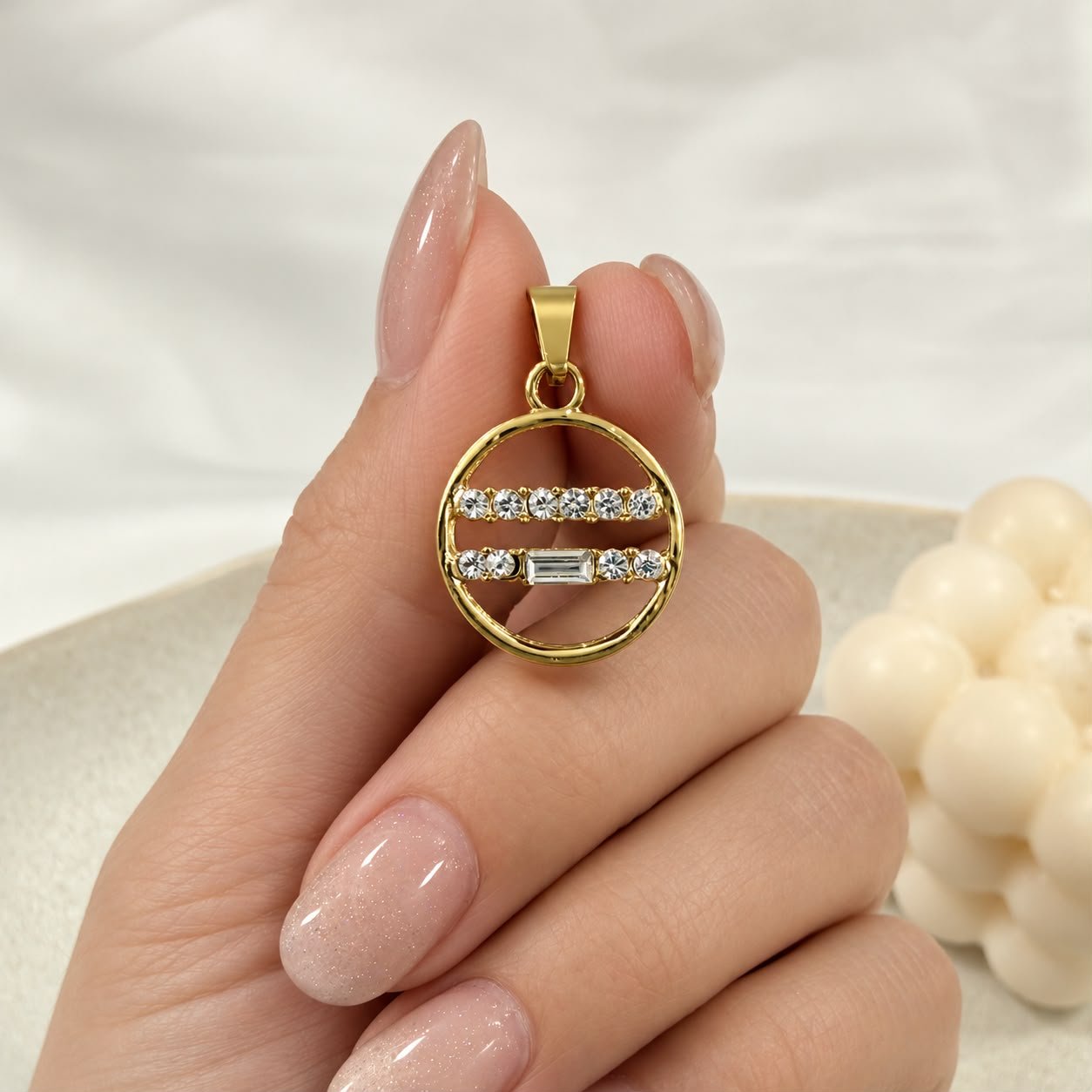 dije dorado berry 5