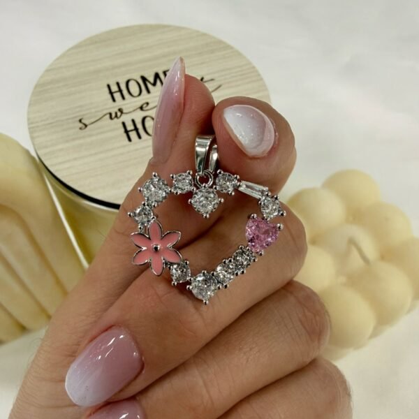 a dije a corazon cubics flor a.q