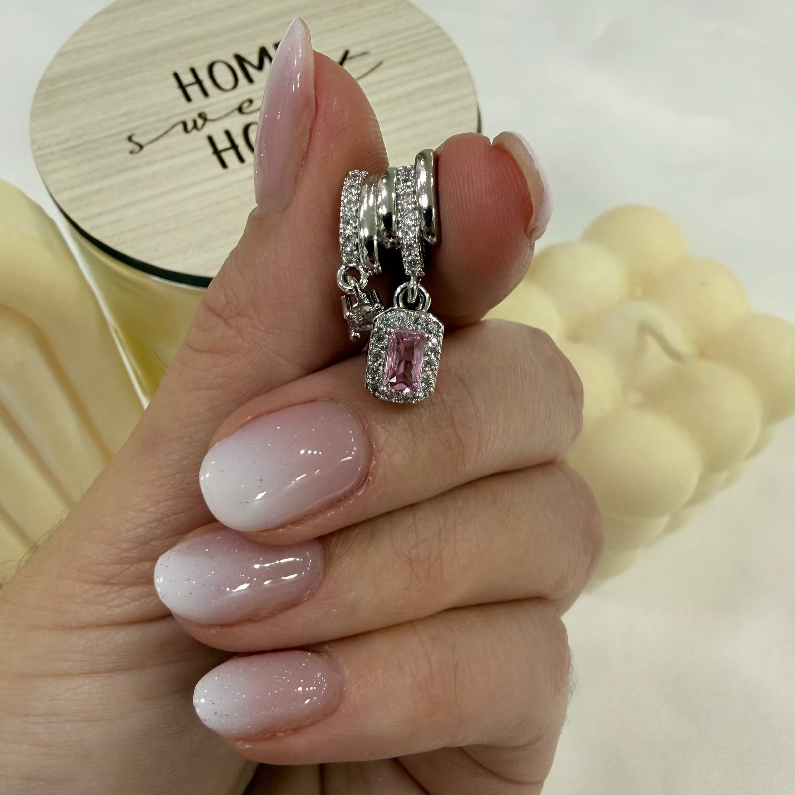 a dije a charms mod 2 rosa a.q