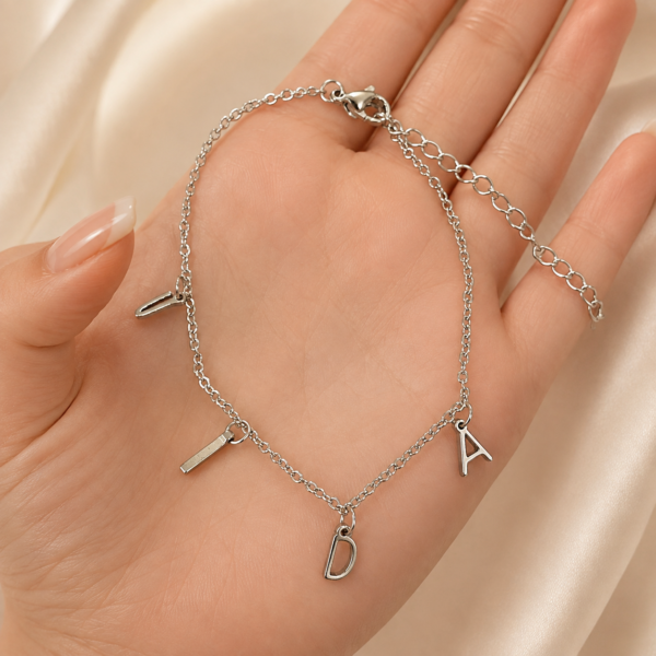 a Pulsera con dijes "vida"