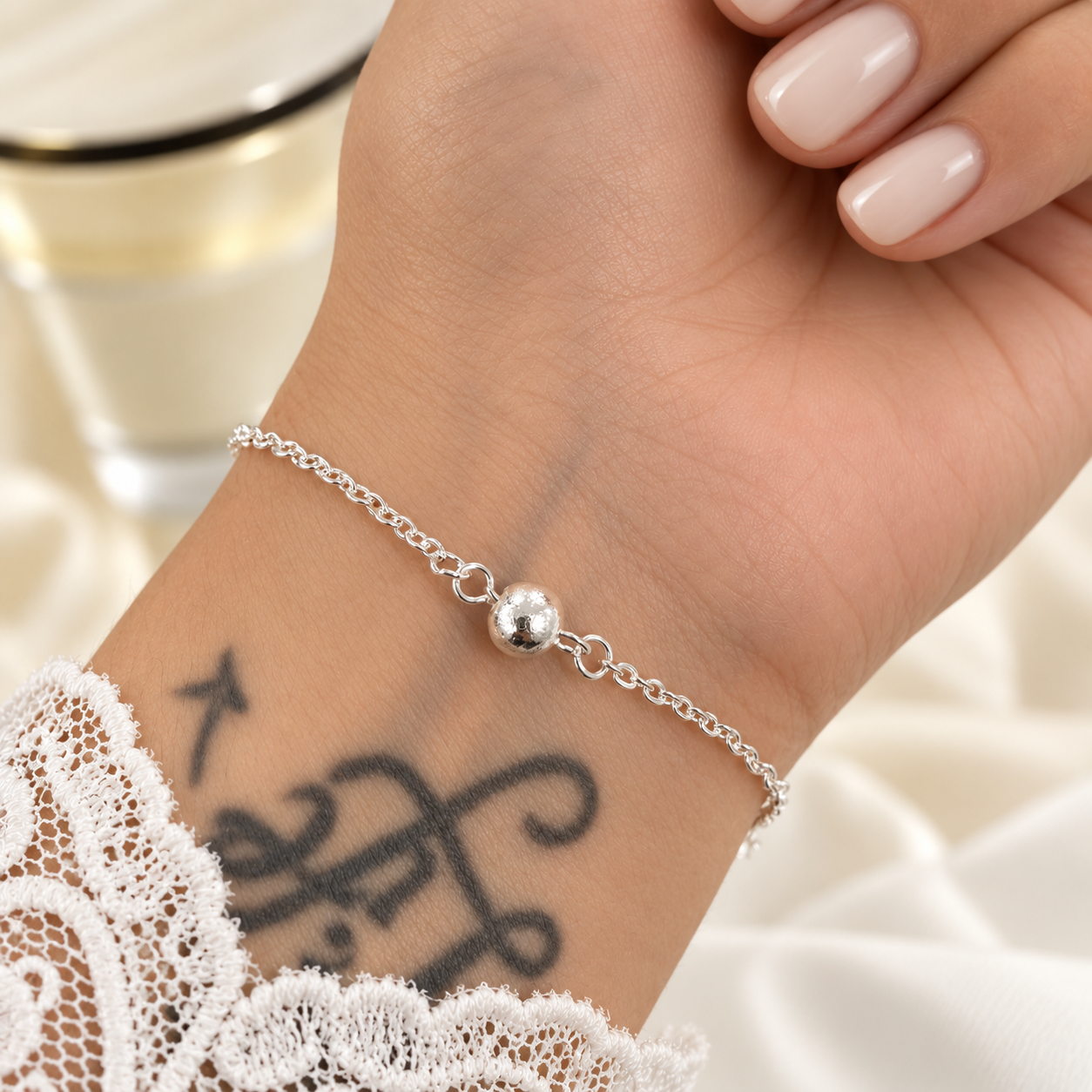 a a pulsera bolita facetada
