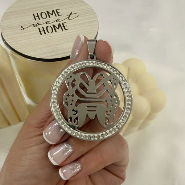 a dije mariposa con brillo