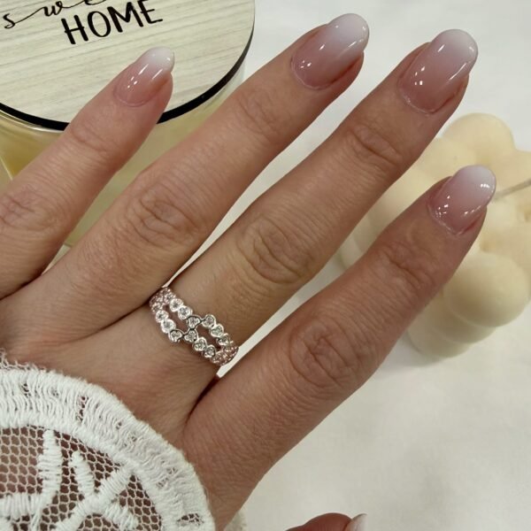 a Anillo Ava cubic 18 talle chico