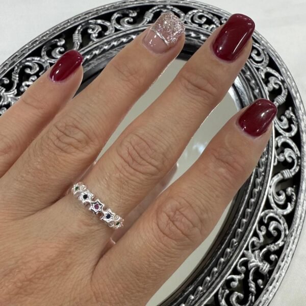 a Anillo Ava cubic 3