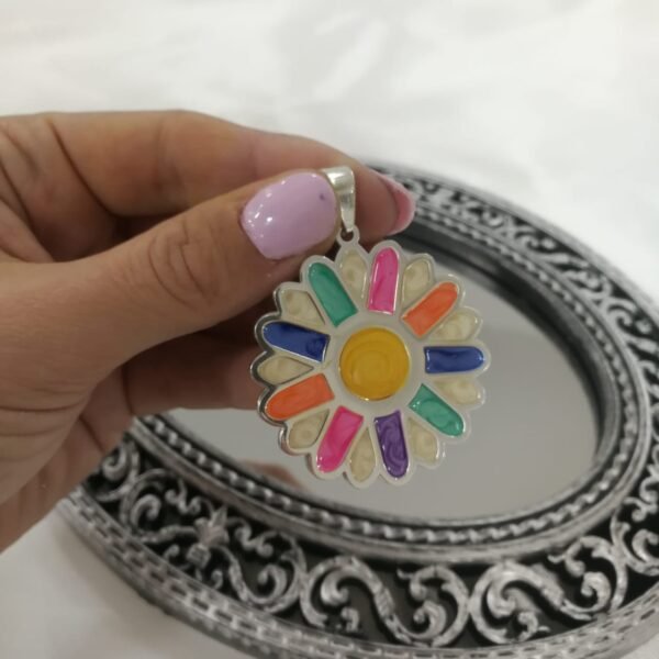 dije esmaltado sun