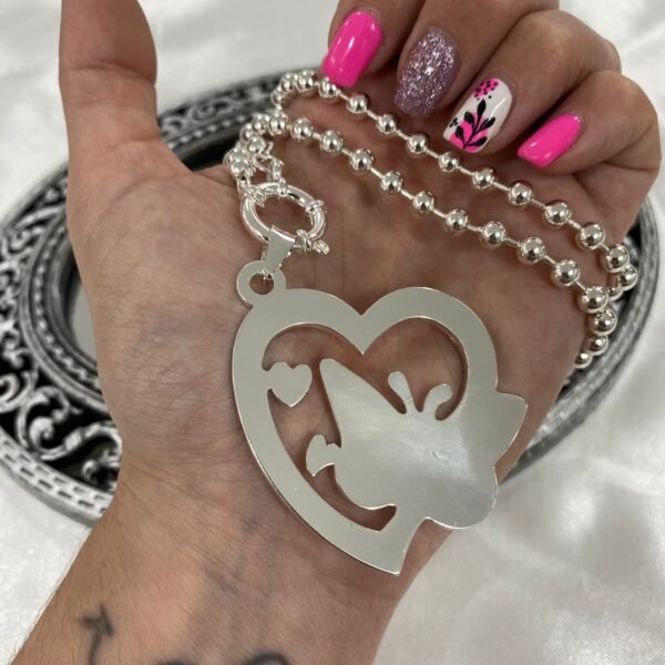 conjunto gargantilla bolitas con marinero y dije medalla corazon mariposa