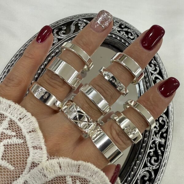 a a kit x 10 anillos surtidos talles variados modelo 9