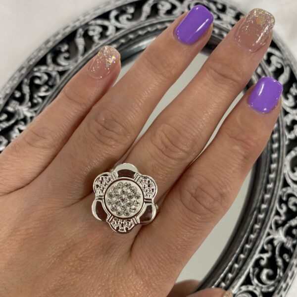 a anillo adad 6