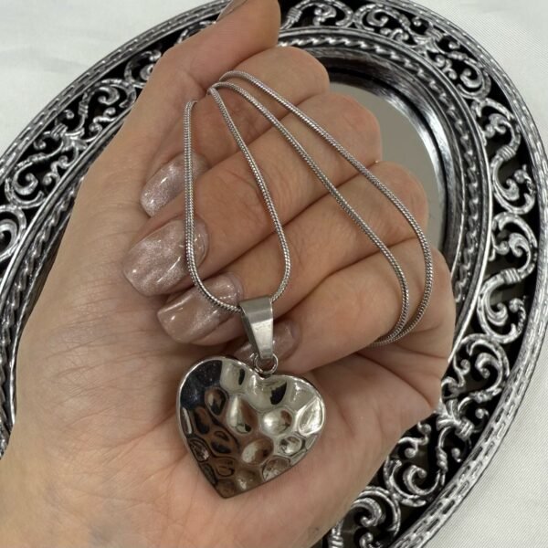 D conjunto corazon trabajado inflado con cola rata a.q