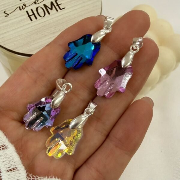 Dije a cristal  mano fatima (elegir color)