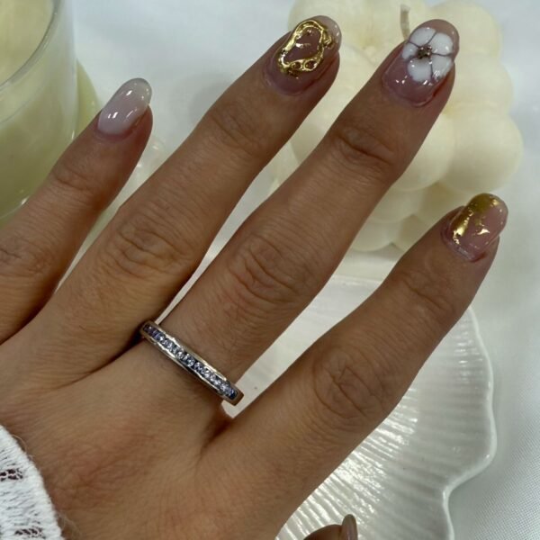 anillo medio sinfin simple lila