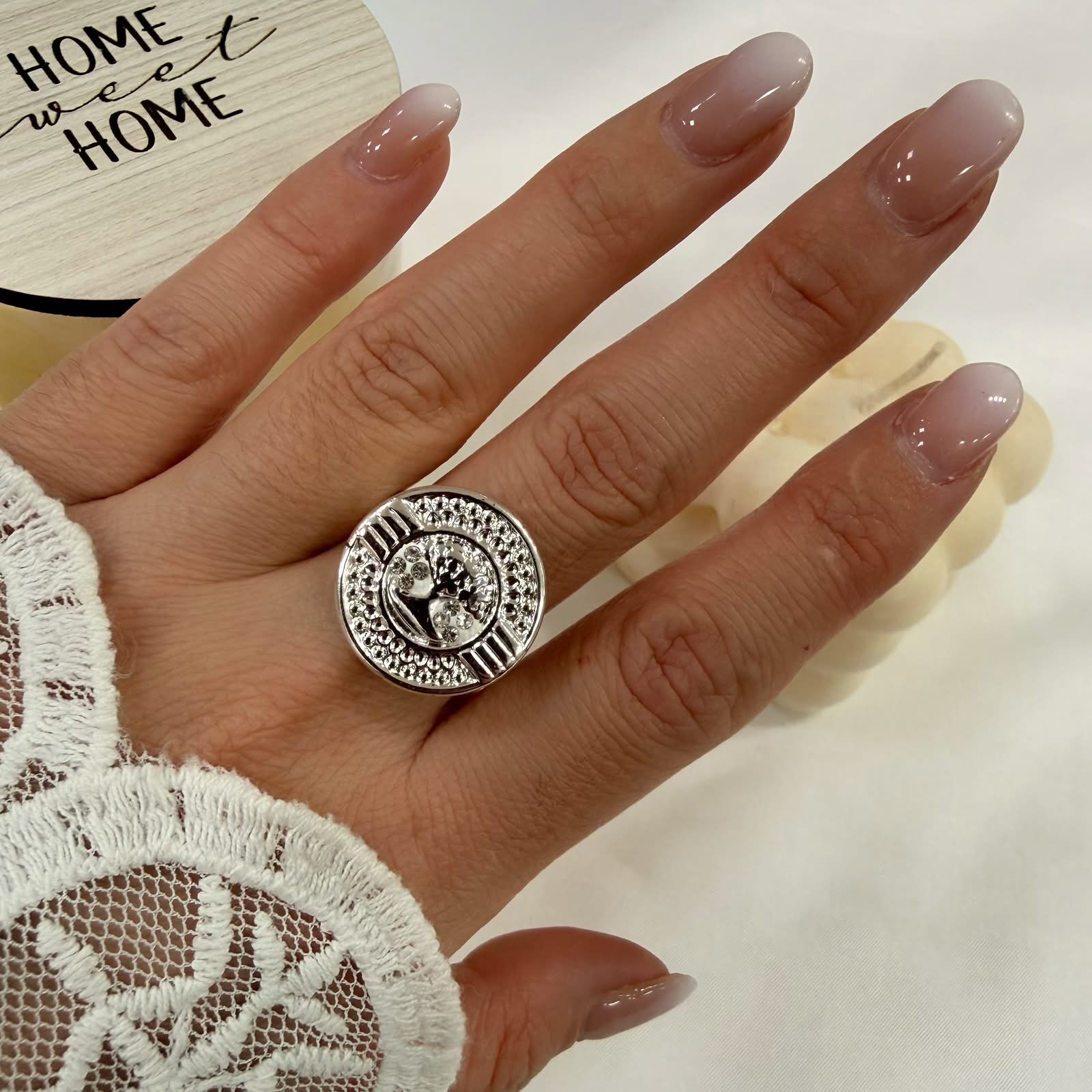 a anillo adad 8