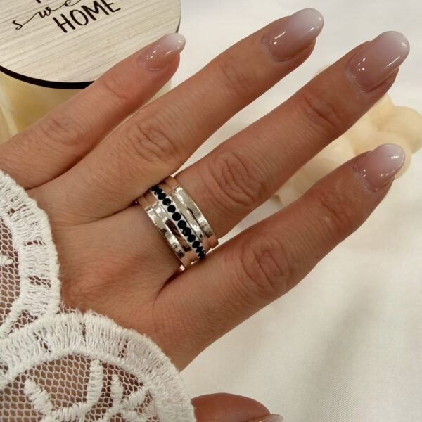 a anillo adad 1