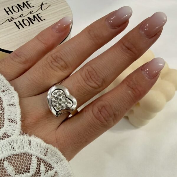 a anillo adad 15