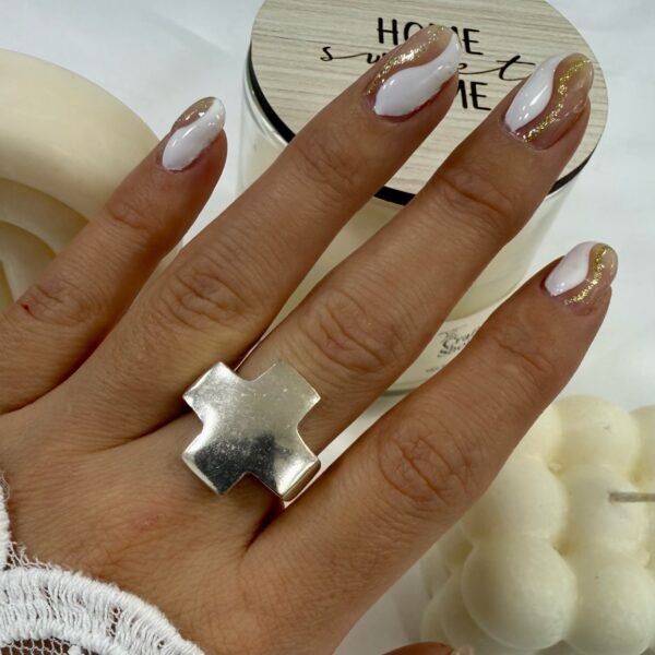 anillo macizo cruz equilibrio