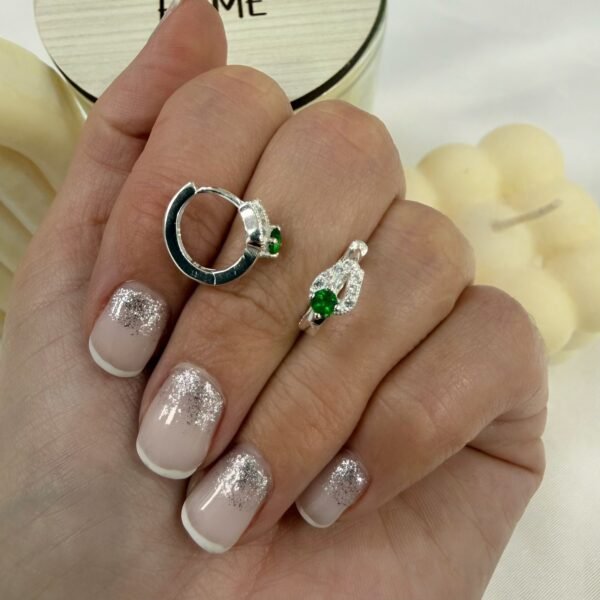 Argollas huggies cubic raiz esmeralda 5