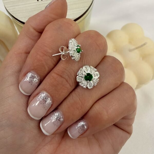 Aros pasantes cubic esmeralda mod 5