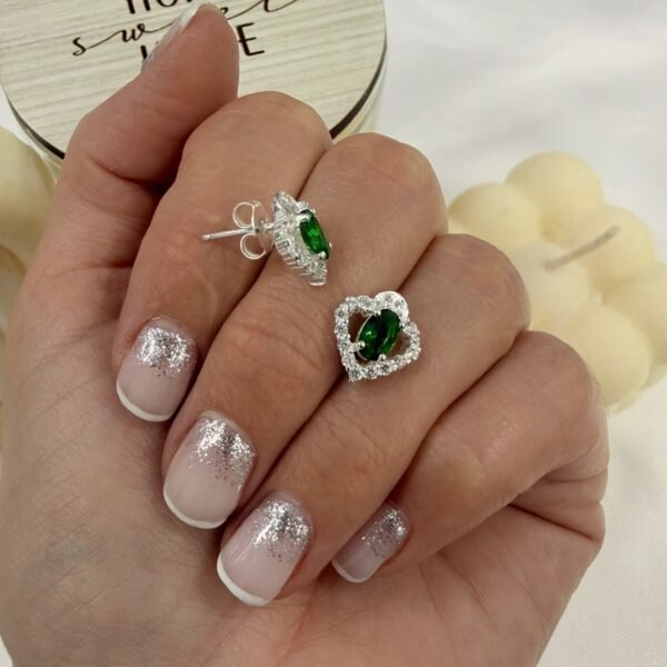 Aros pasantes cubic esmeralda mod 4