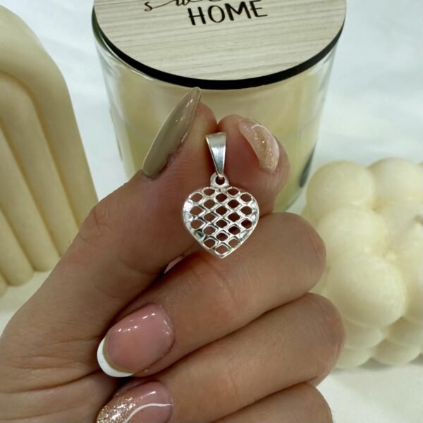 dije 0 corazon microperforado