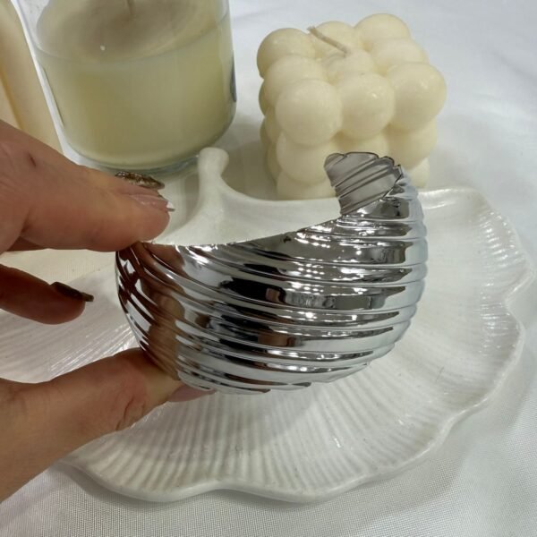 Alternative view of 0 esclavas  plateadas mod 40