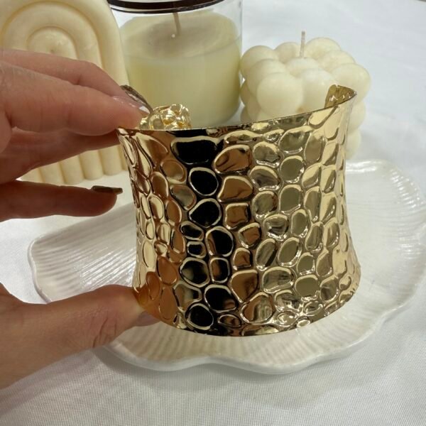 Alternative view of esclavas  doradas mod 41