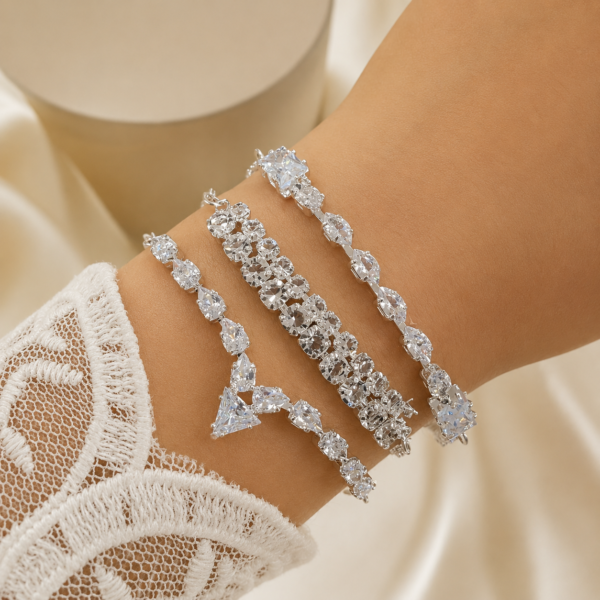 carton x 3 pulseras plateadas zircones mod 8