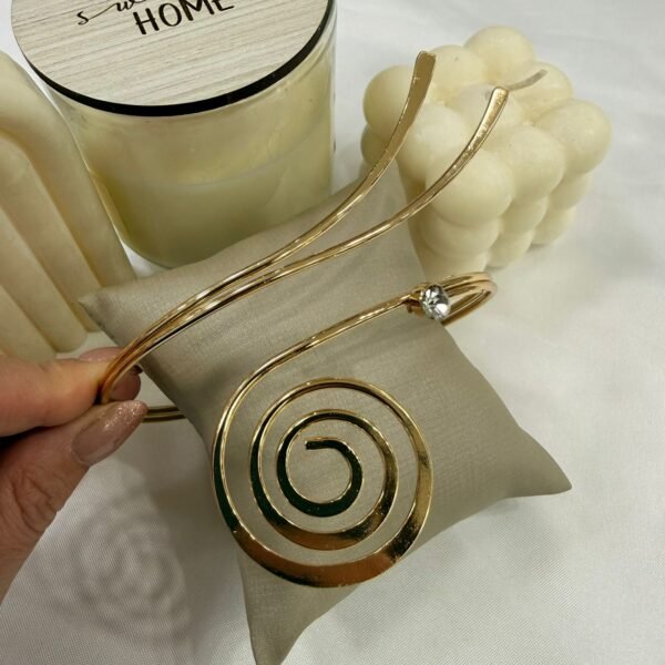 brazalete dorados mod 12