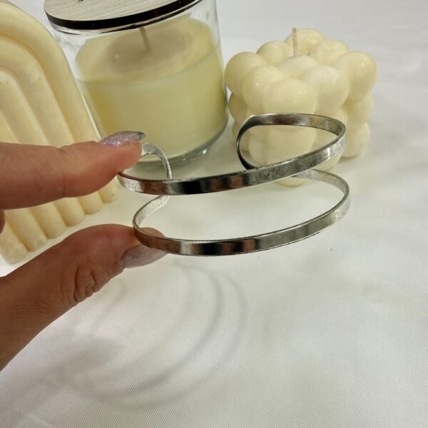 Alternative view of 0 esclavas  plateadas mod 6