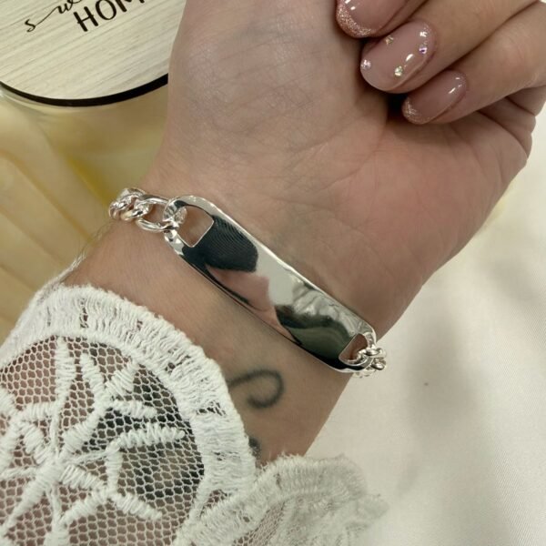 a a pulsera aming 10 identidad