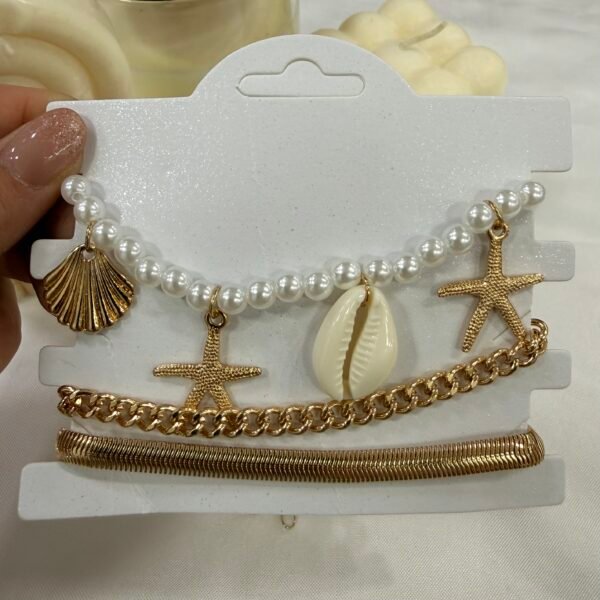 Alternative view of carton x 3 pulseras doradas mod 4