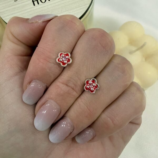 aros esmaltados mod flor cubic roja