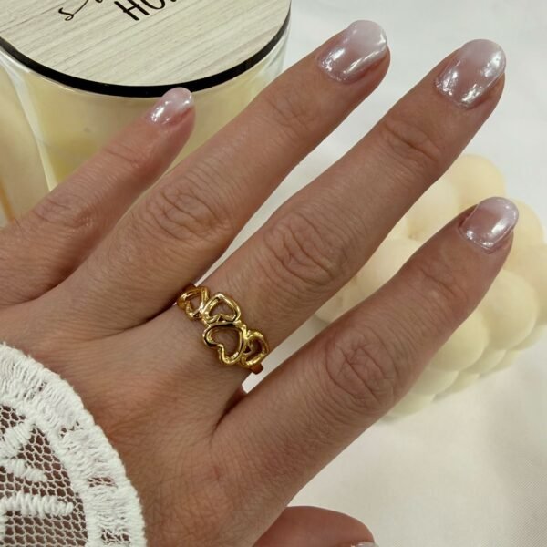 anillo dorado diseño 15