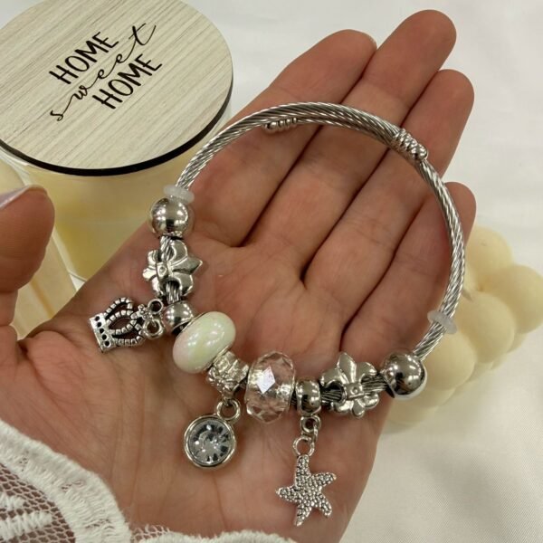 pulsera con dijes pasantes mod 7