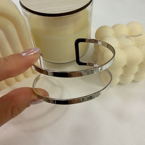 Alternative view of 0 esclavas  plateadas mod V