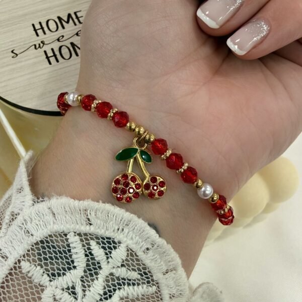 pulsera Van Cherry ajustables con bolitas facetadas