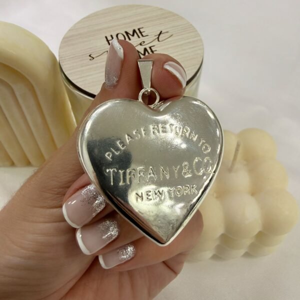 a Dije corazon inflado