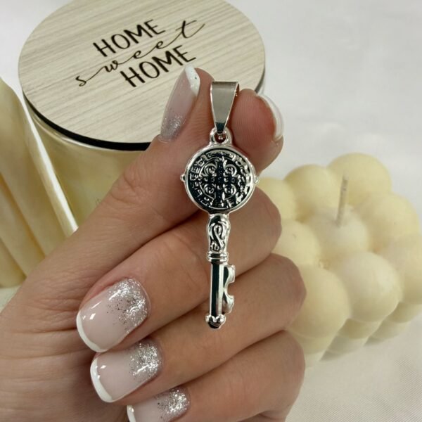 a Dije llave san benito chico