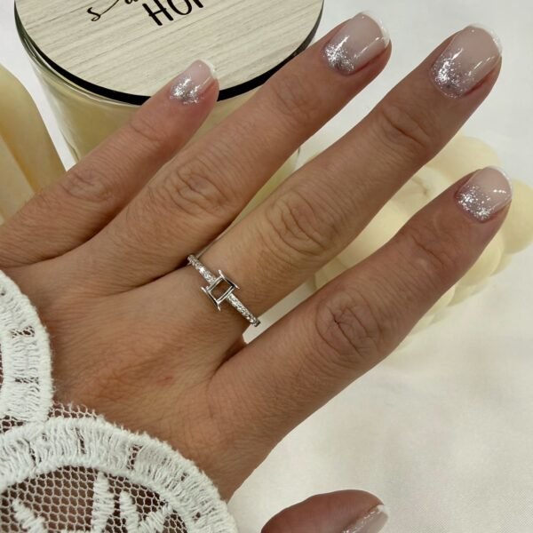 Anillo micropave Hakkon