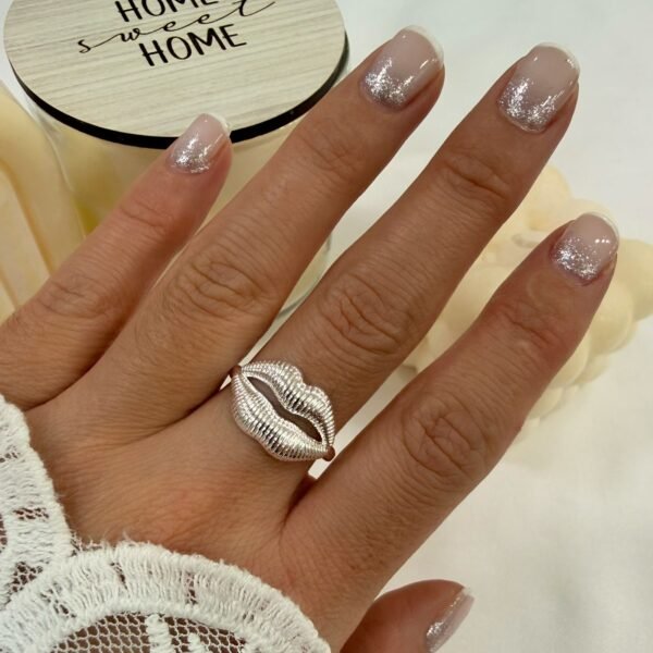 a anillo abud 18 regulables.