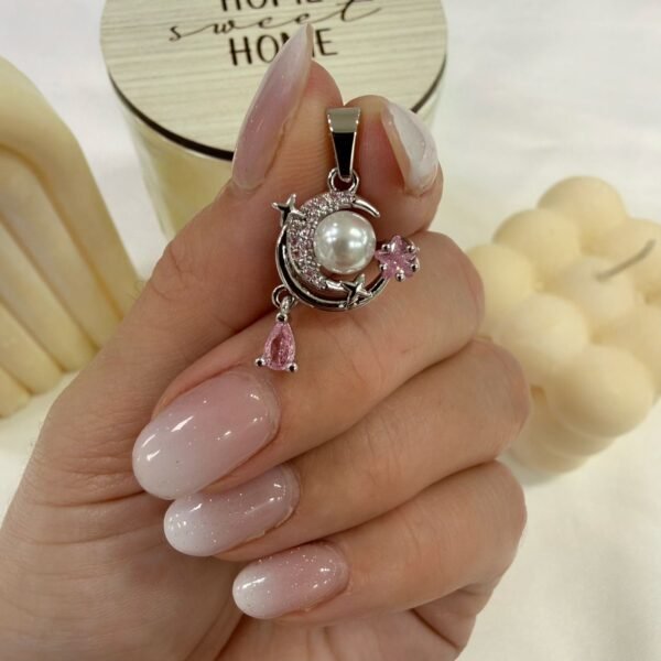 a dije a artemis rosa a.q