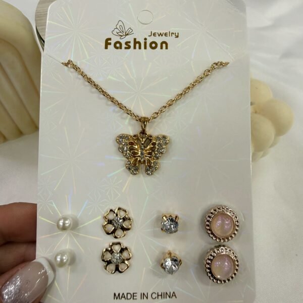 set con cadena dije y 4 pares aros mod 8