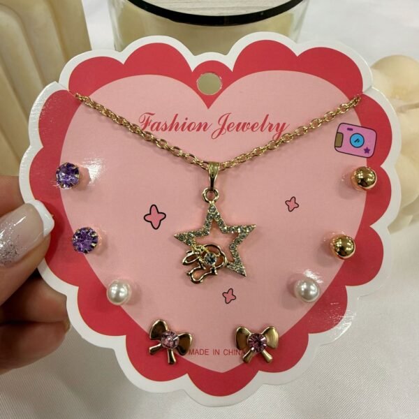 set con cadena dijes y 4 pares aros mod 2