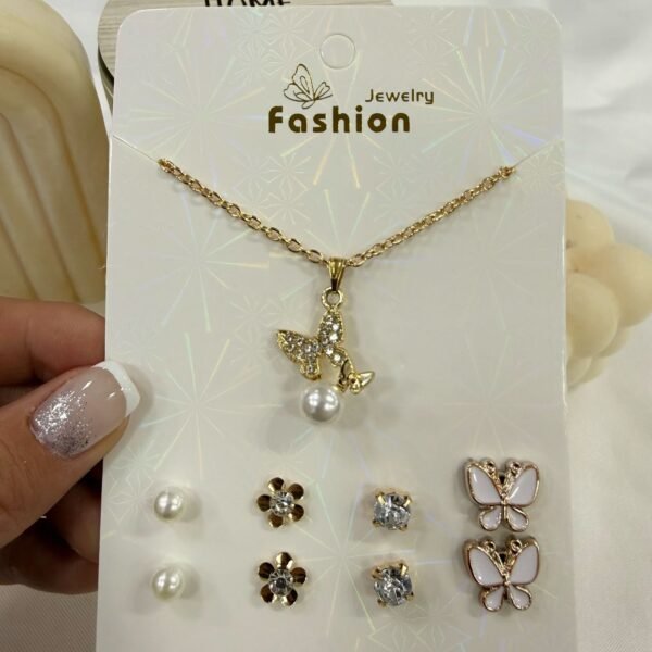 set con cadena dije y 4 pares aros mod 10