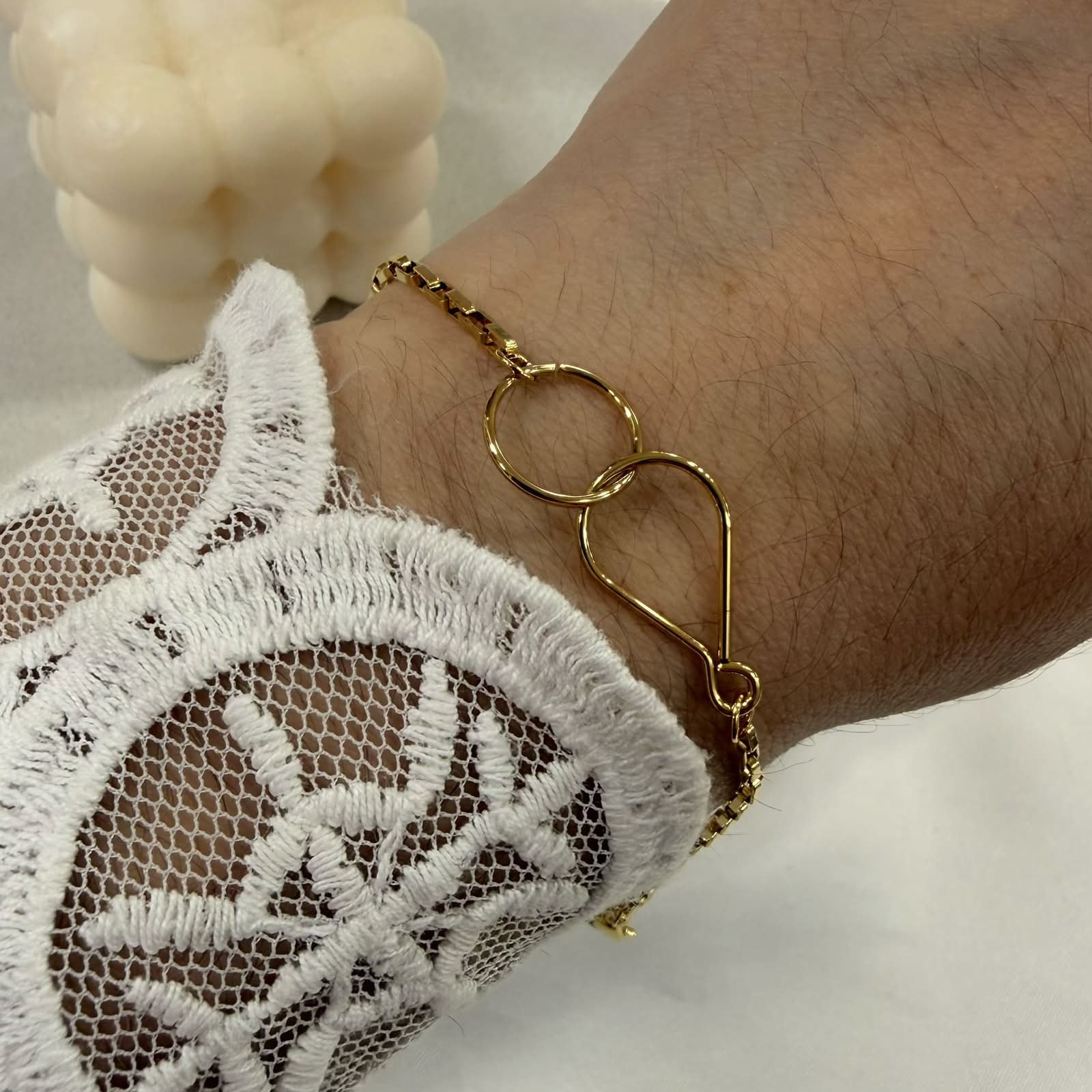 pulseras doradas mod Z 7