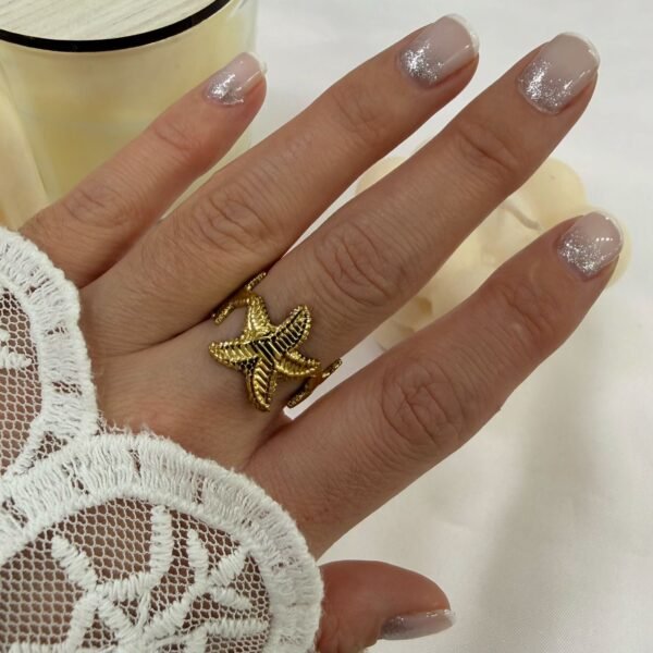 anillo a abud 40 regulable dorado