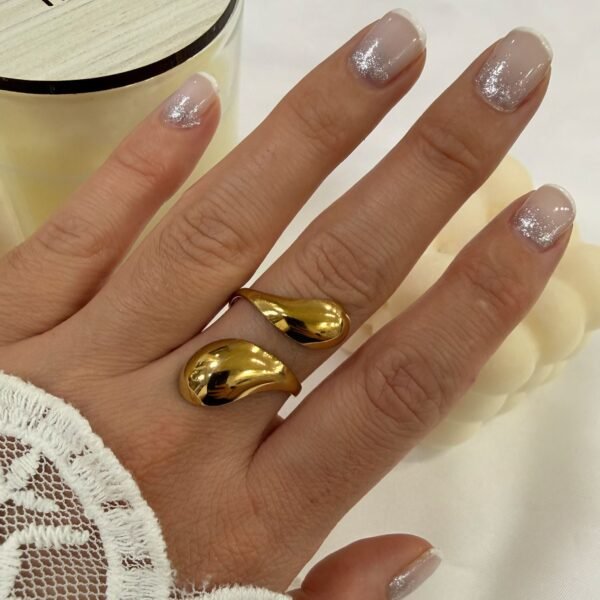 anillo a abud 13 regulable dorado