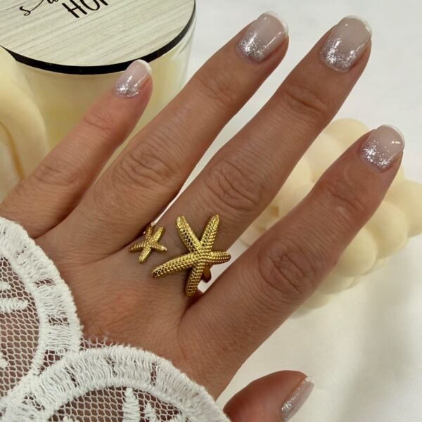 anillo a abud 27 regulable dorado