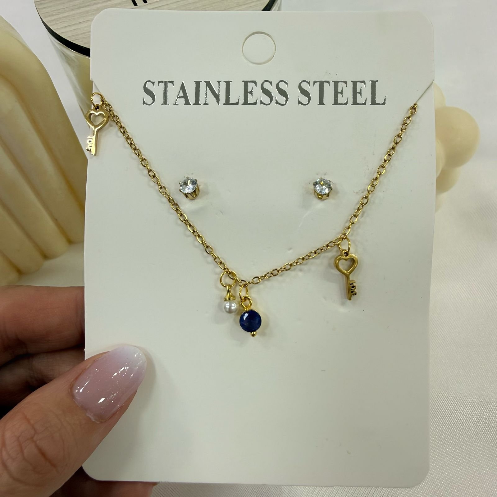 conjunto con dije key cubic y aros dorado - Image 5