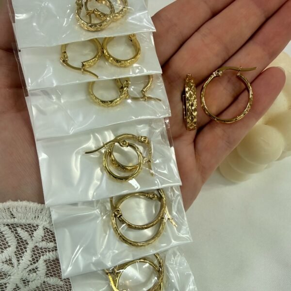 a a blister x 6 pares aros dorados mod 16