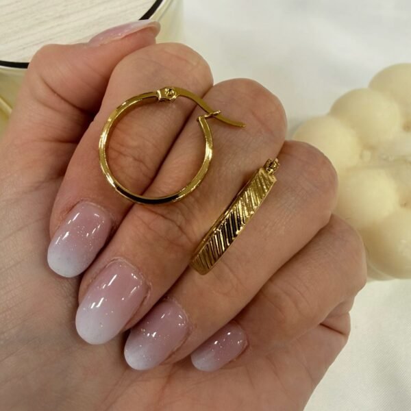 Alternative view of a a blister x 6 pares aros dorados mod 3